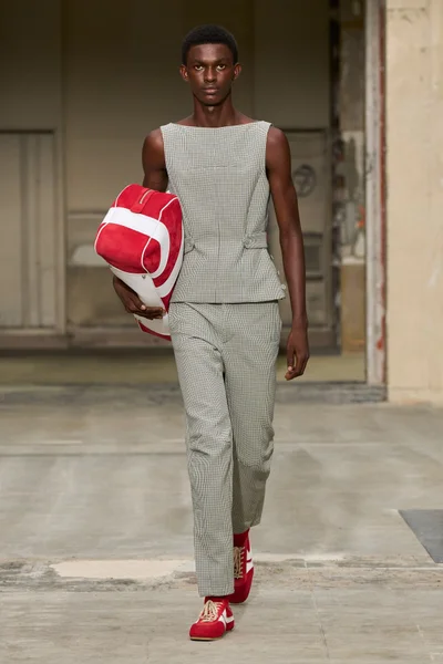 Look 2